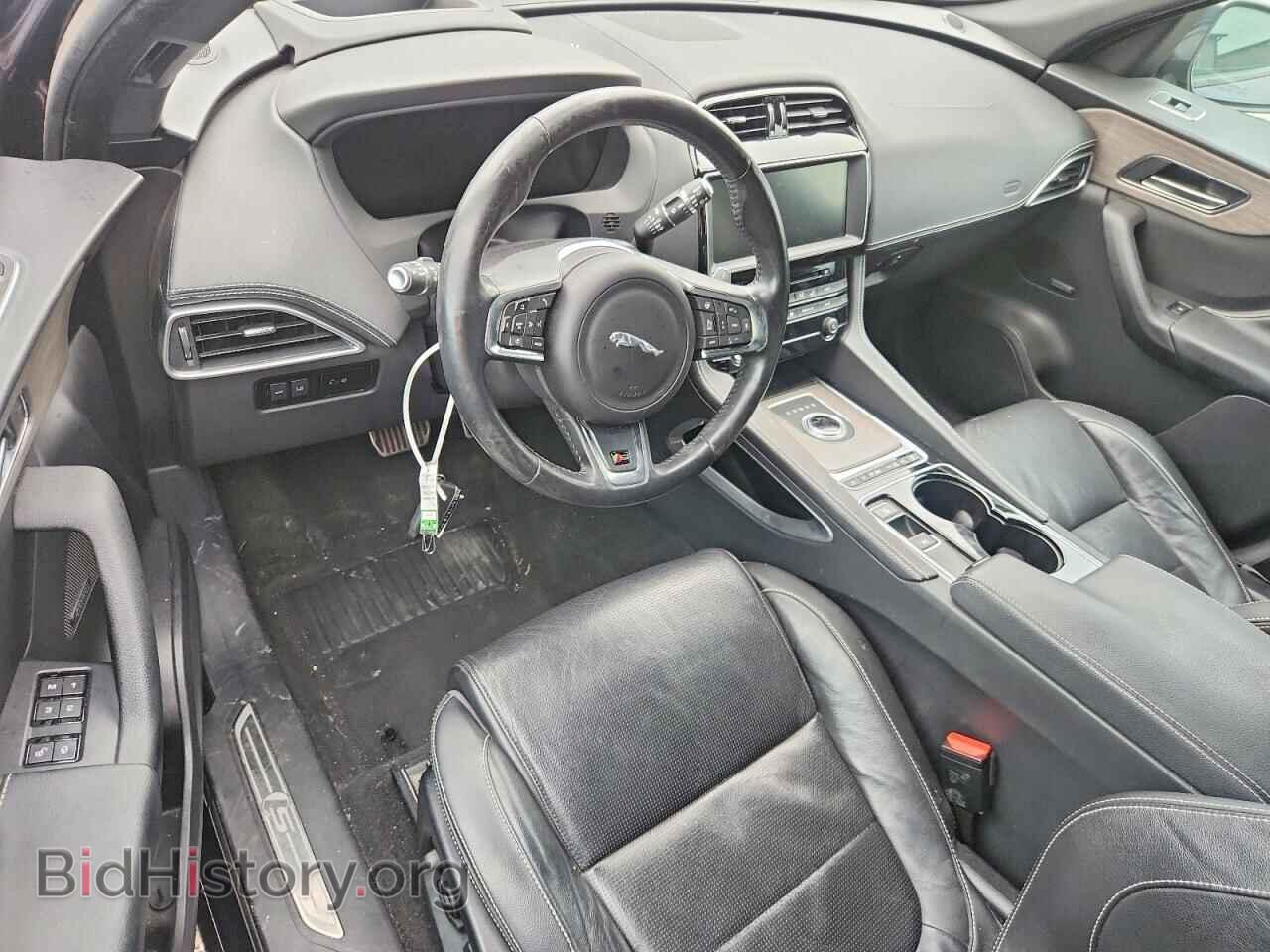2017 JAGUAR F-PACE - VIN: SADCM2BV1HA062152 - Photo 8