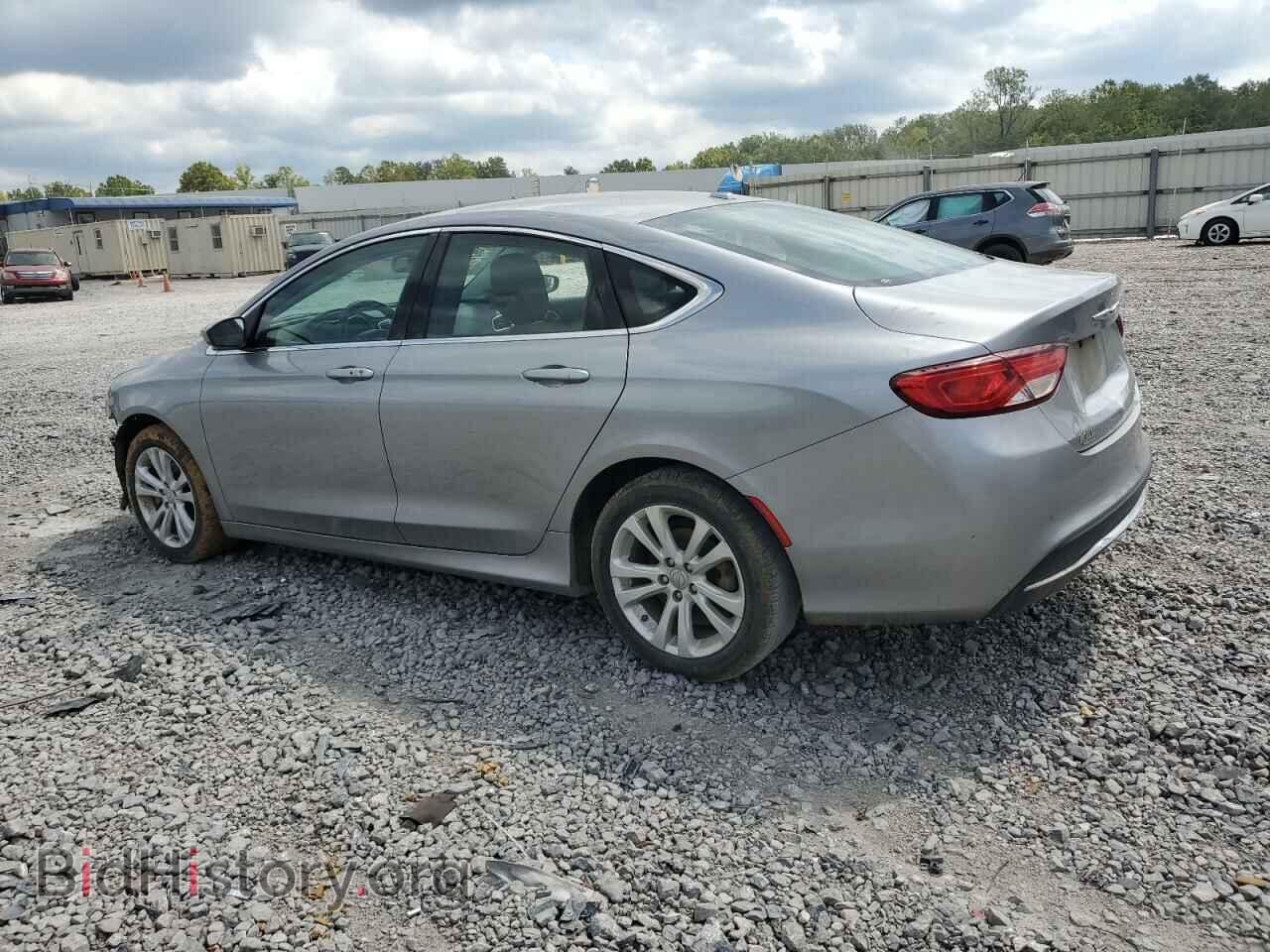 2015 CHRYSLER 200 - VIN: 1C3CCCAB7FN532884 - Фото 2