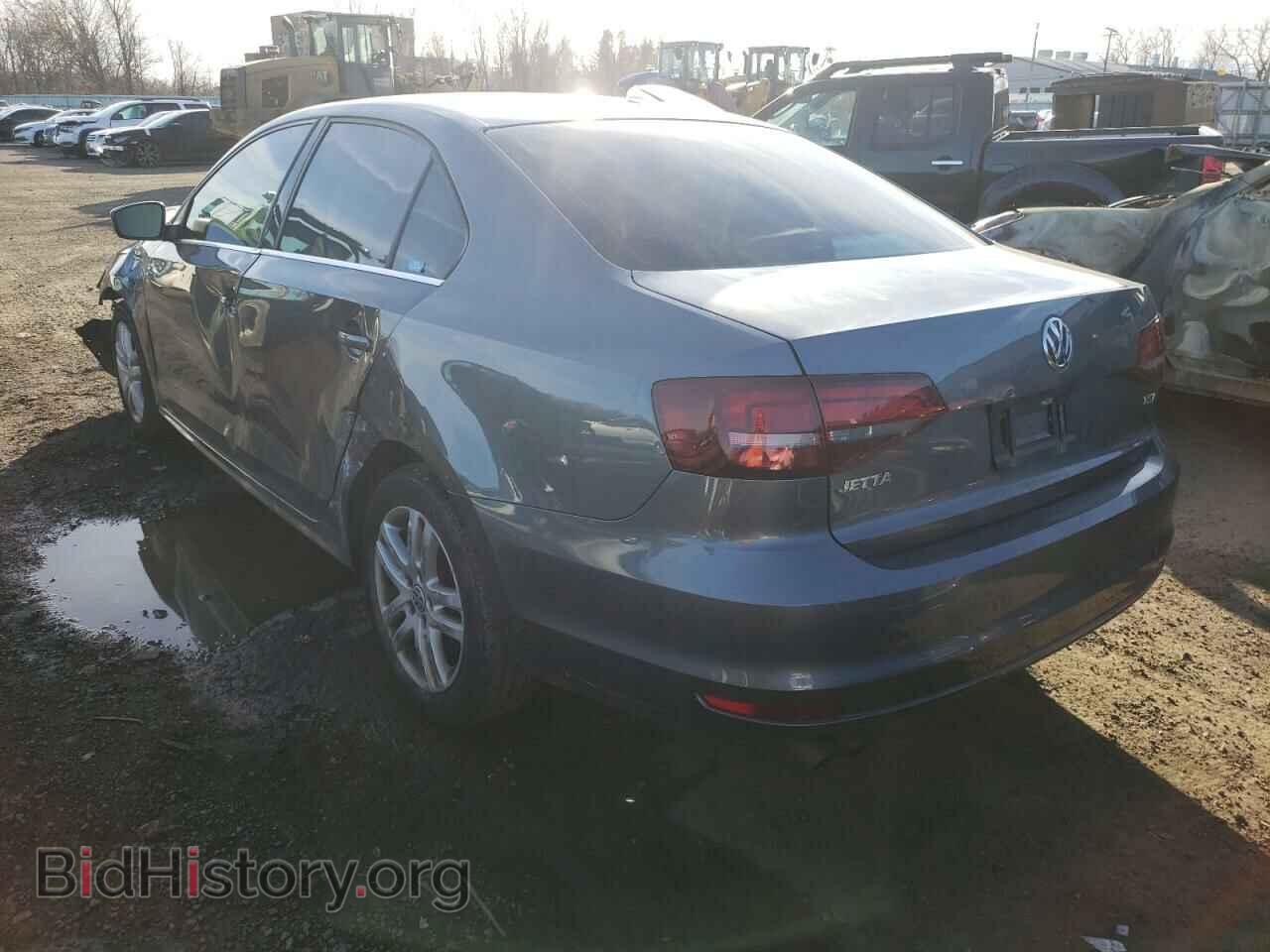 2017 VOLKSWAGEN JETTA - VIN: 3VW2B7AJ7HM204738 - Фото 3