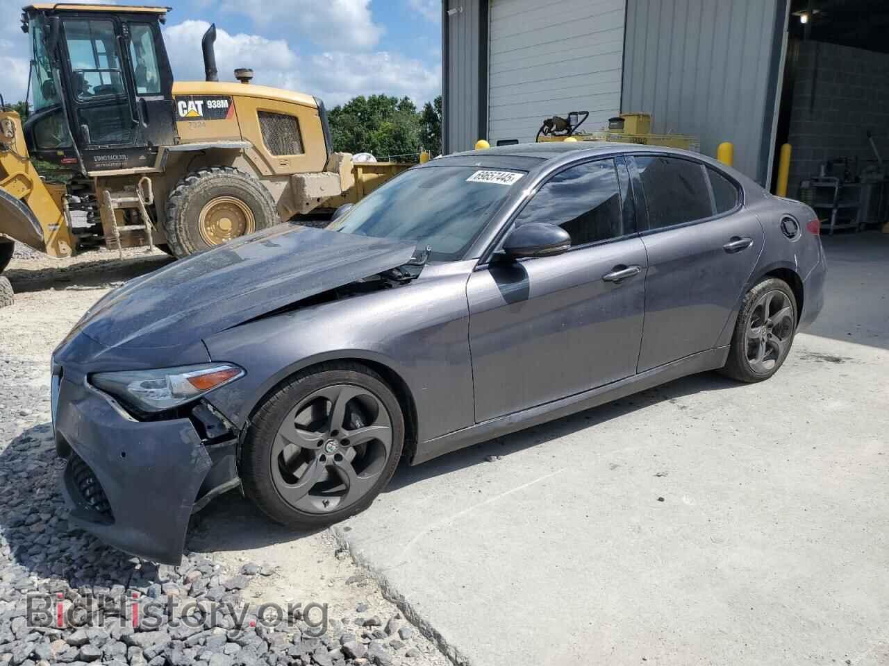 Фотография ZARFAEBN5H7551577 - ALFA ROMEO GIULIA 2017