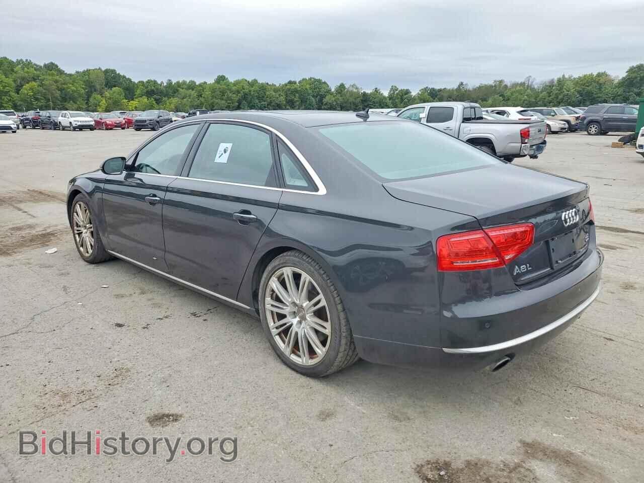 2011 AUDI A8 - VIN: WAURVAFD6BN005389 - Фото 2