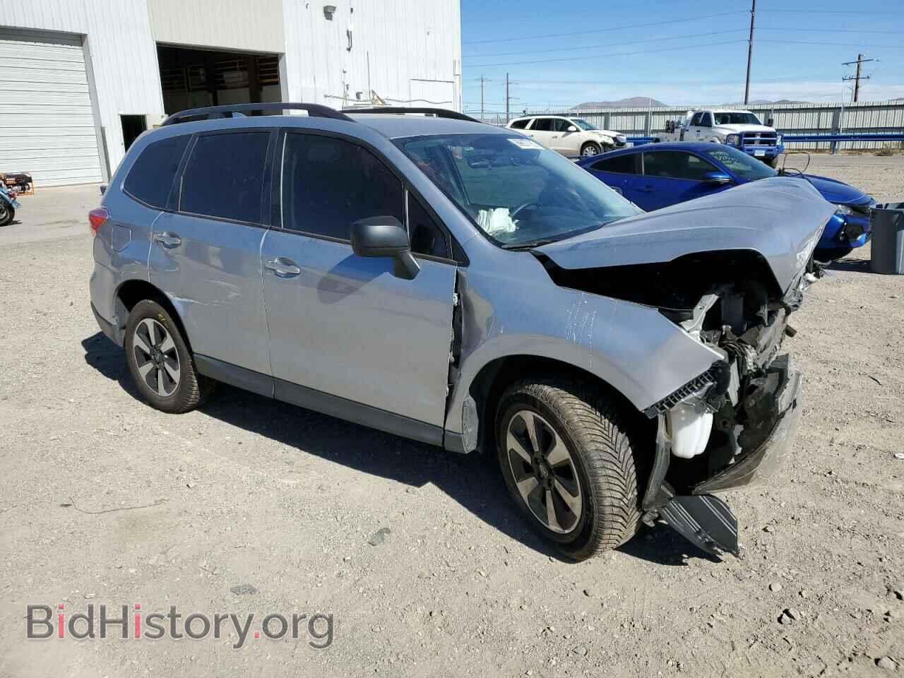 2017 SUBARU FORESTER - VIN: JF2SJABC5HH525721 - Фото 4