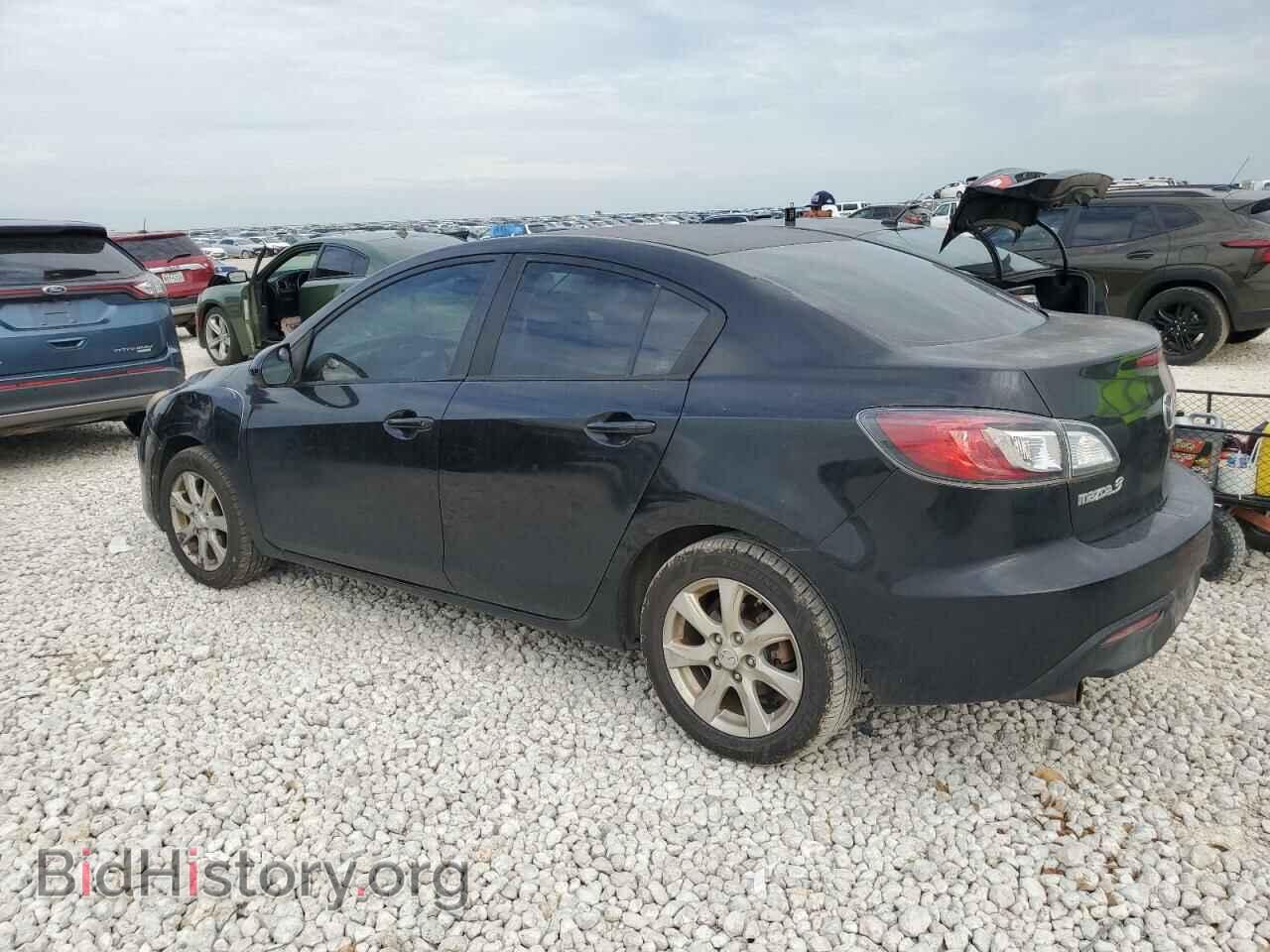 2011 MAZDA 3 - VIN: JM1BL1VF8B1900953 - Фото 2