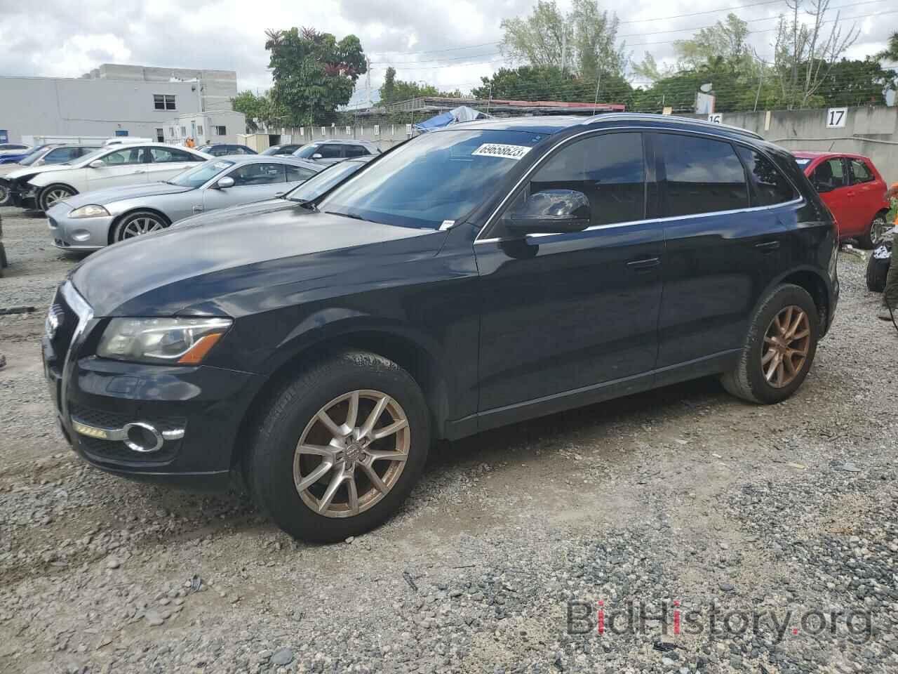 Photo WA1LKAFP2AA048140 - AUDI Q5 2010