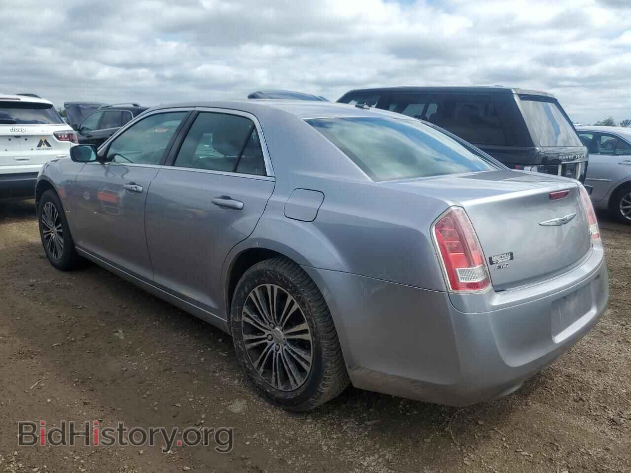 2014 CHRYSLER 300 - VIN: 2C3CCAGG3EH201458 - Фото 2