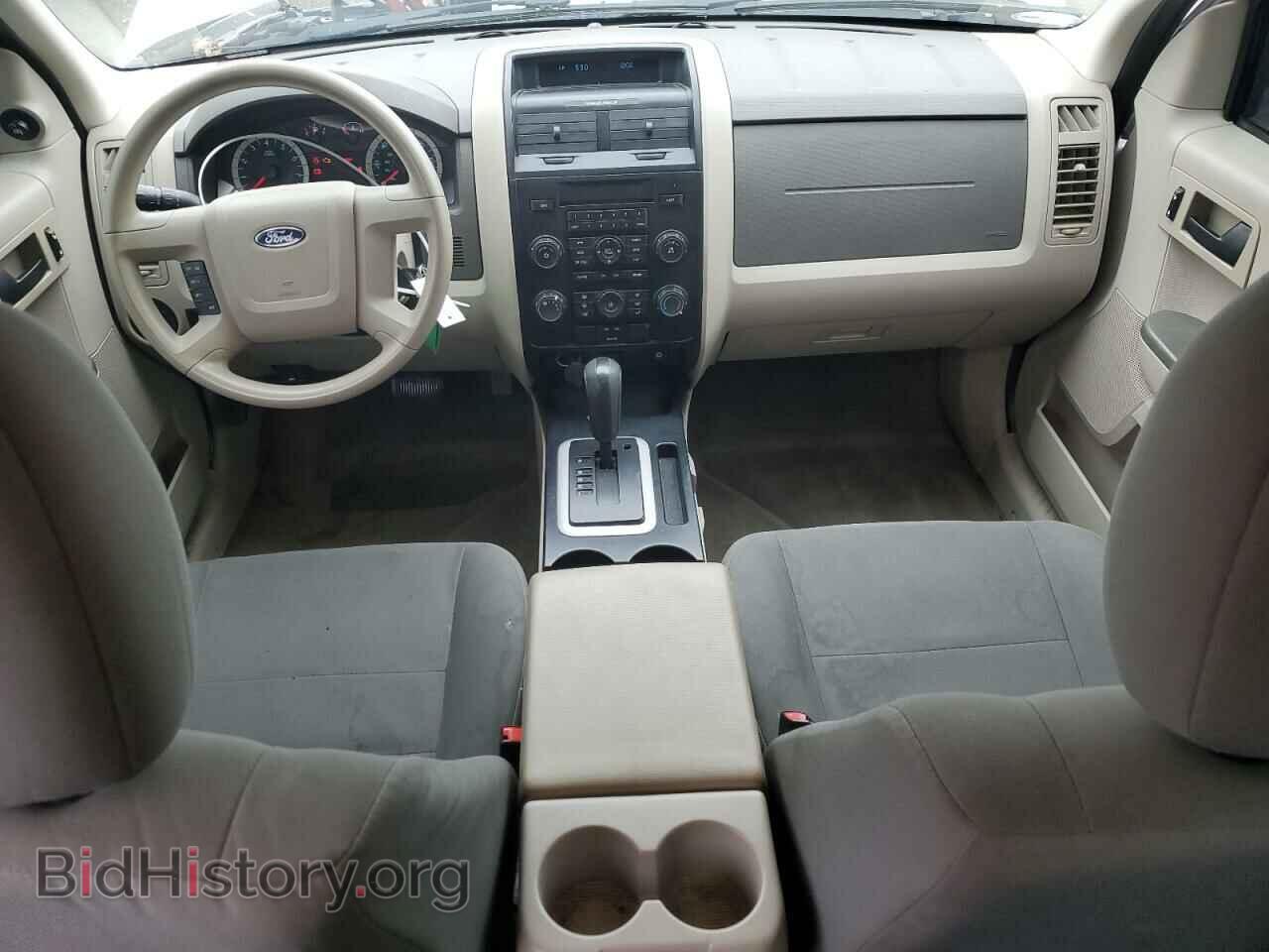 2011 FORD ESCAPE - VIN: 1FMCU0C75BKB20325 - Фото 8