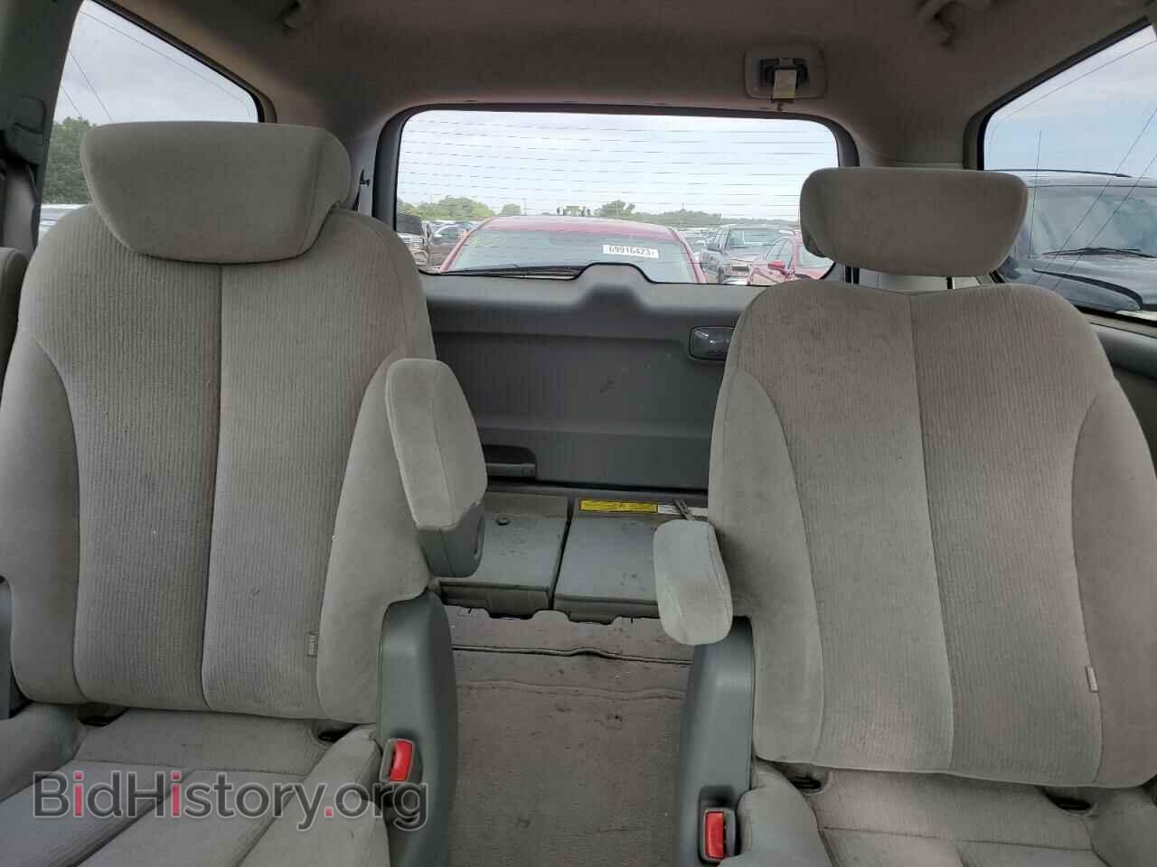 2006 KIA All Models - VIN: KNDMB233166020549 - Фото 10