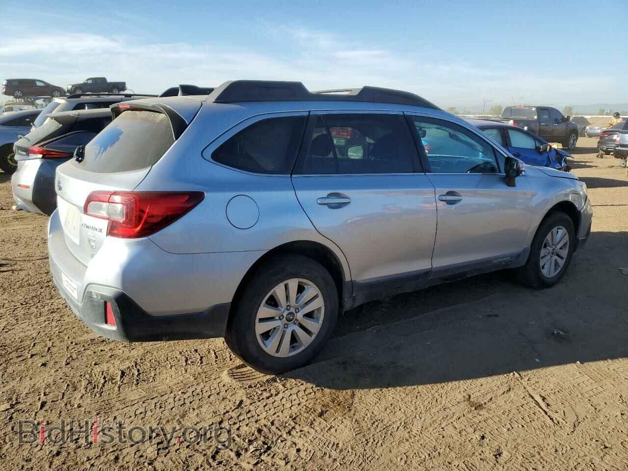 2019 SUBARU OUTBACK - VIN: 4S4BSAFC0K3299867 - Фото 3