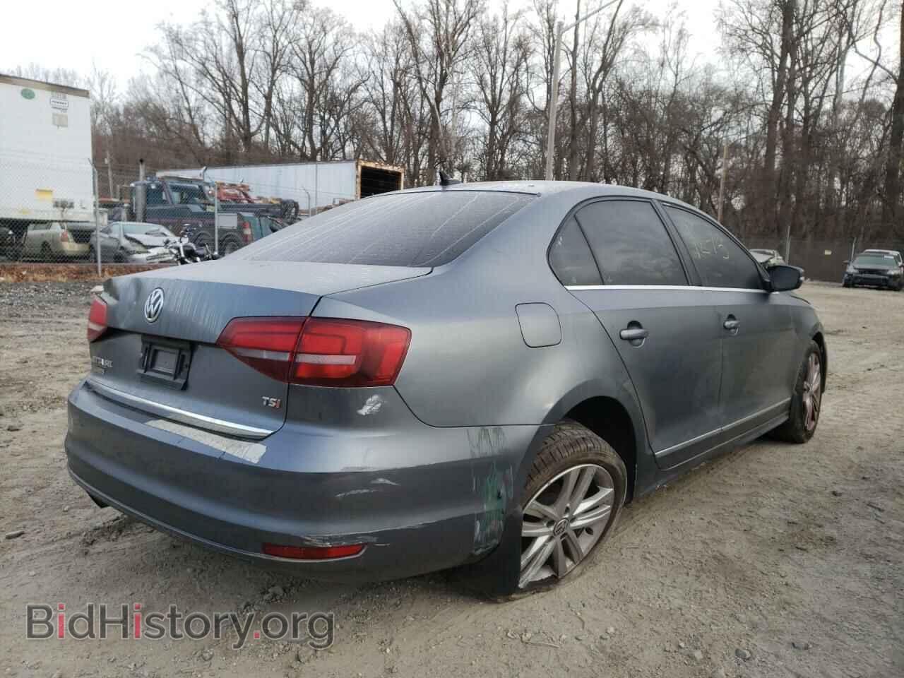 2017 VOLKSWAGEN JETTA - VIN: 3VWL17AJ5HM222307 - Photo 4