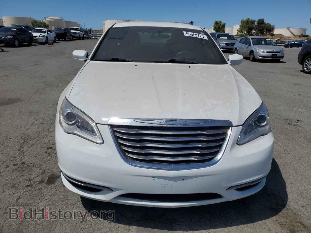 2013 CHRYSLER 200 - VIN: 1C3CCBAB2DN686877 - Фото 5