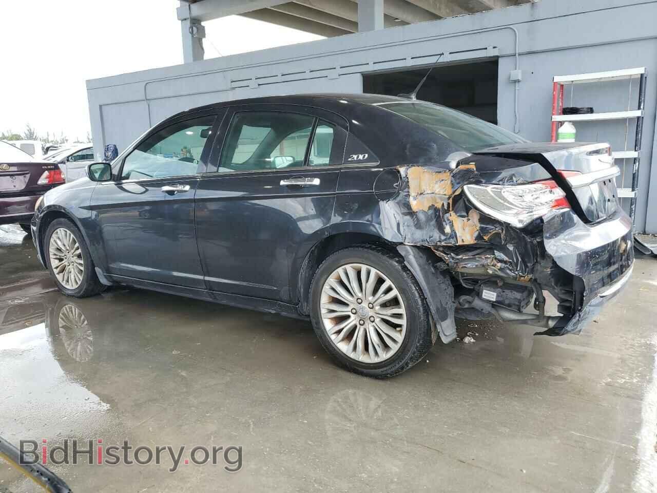 2011 CHRYSLER 200 - VIN: 1C3BC2FG5BN518275 - Фото 2