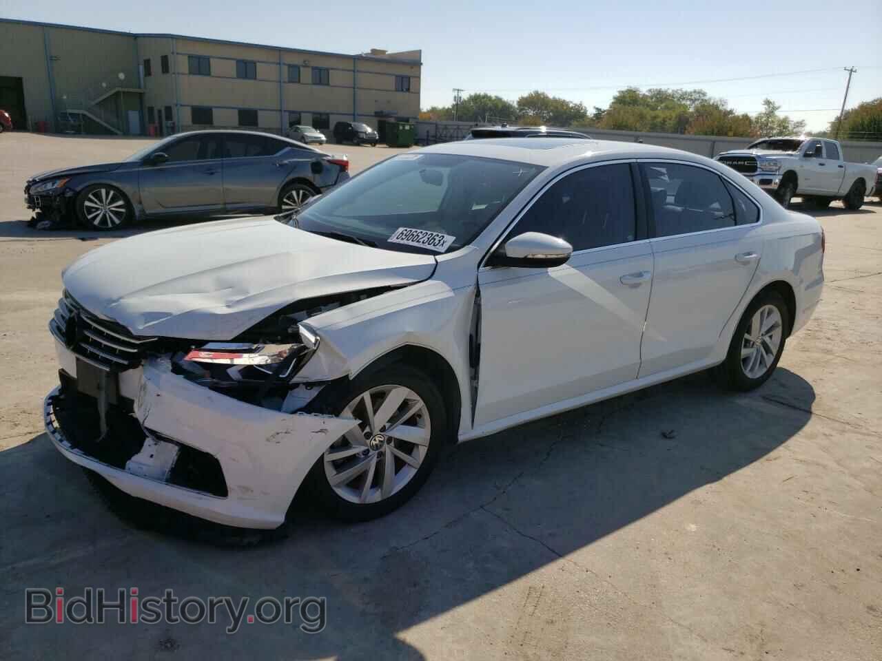 Photo 1VWBA7A37JC018547 - VOLKSWAGEN PASSAT 2018