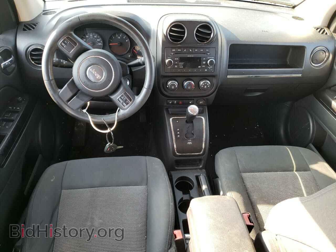 2011 JEEP COMPASS - VIN: 1J4NF1FB8BD145781 - Photo 8