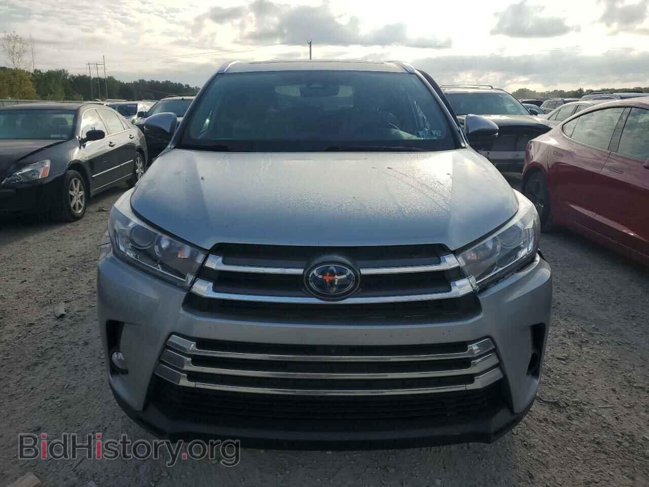 2018 TOYOTA HIGHLANDER - VIN: 5TDDGRFH4JS048310 - Фото 5
