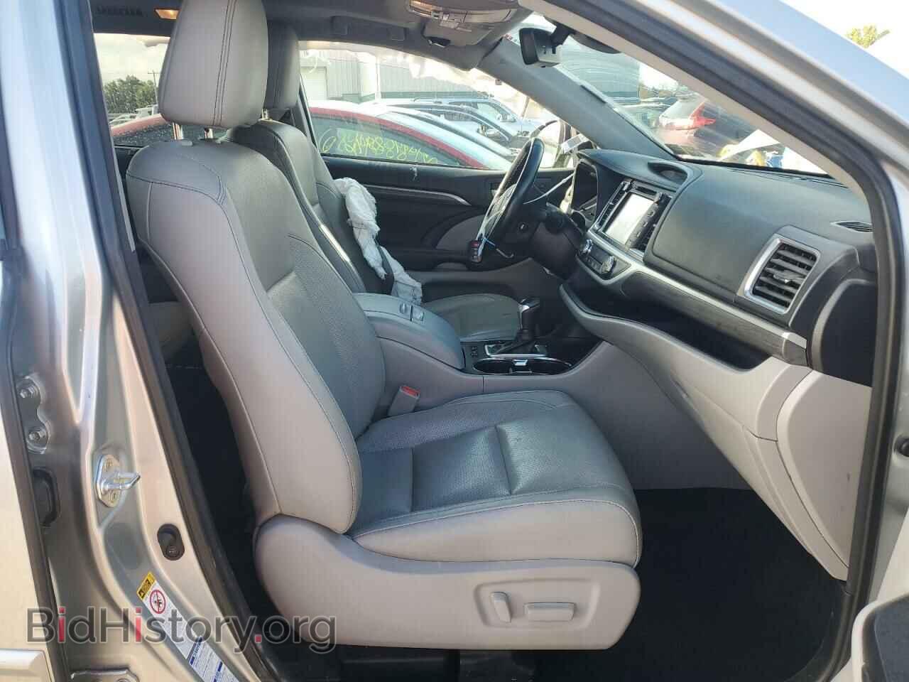 2018 TOYOTA HIGHLANDER - VIN: 5TDDGRFH4JS048310 - Фото 7