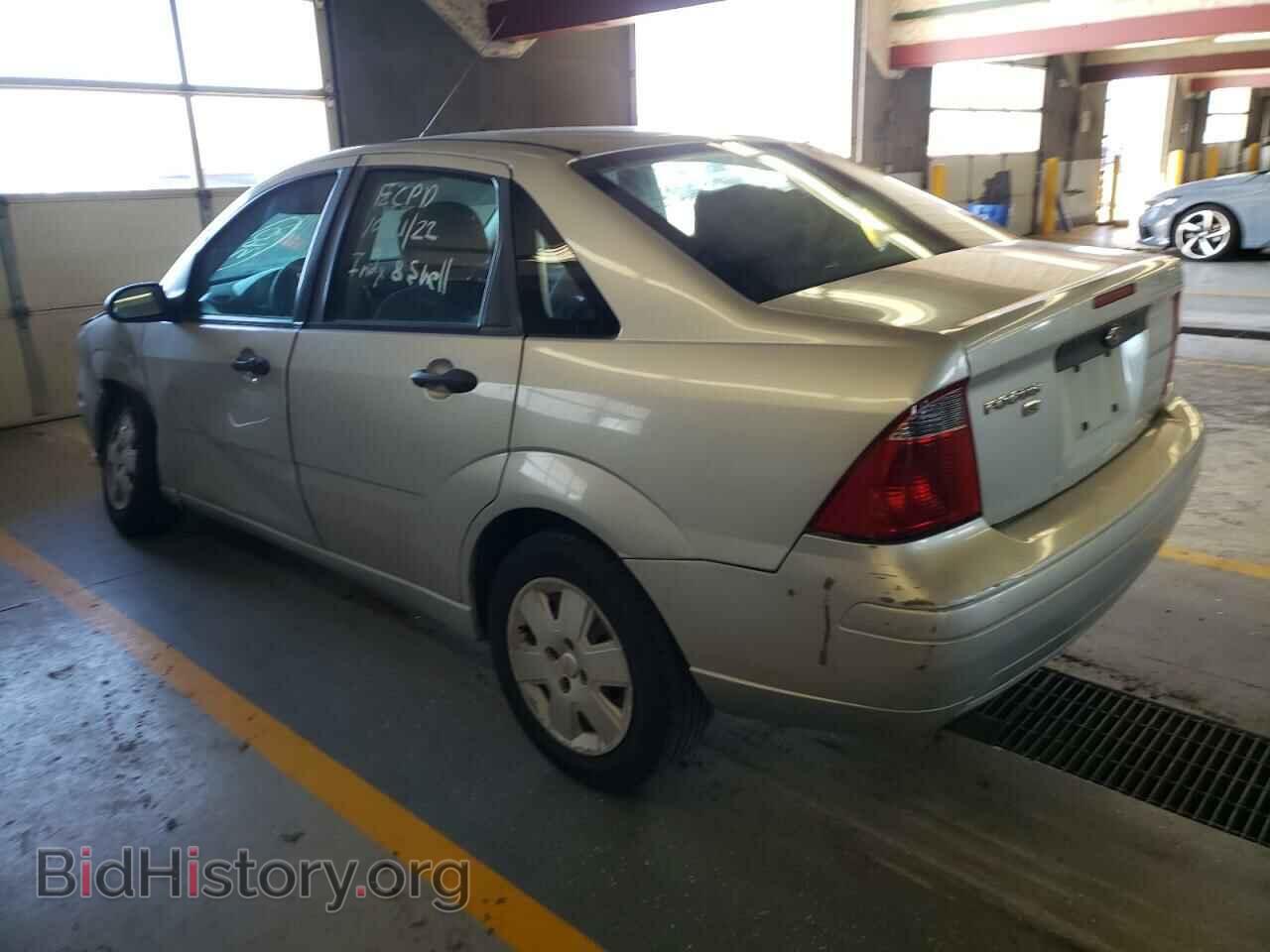 2007 FORD FOCUS - VIN: 1FAFP34N97W224099 - Фото 2
