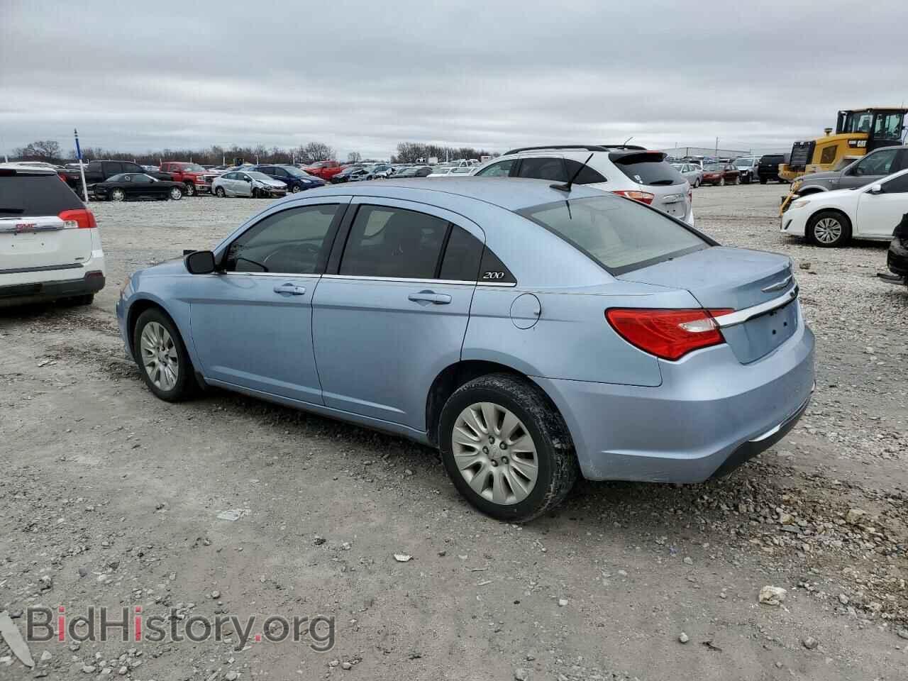 2013 CHRYSLER 200 - VIN: 1C3CCBAG5DN736635 - Фото 2