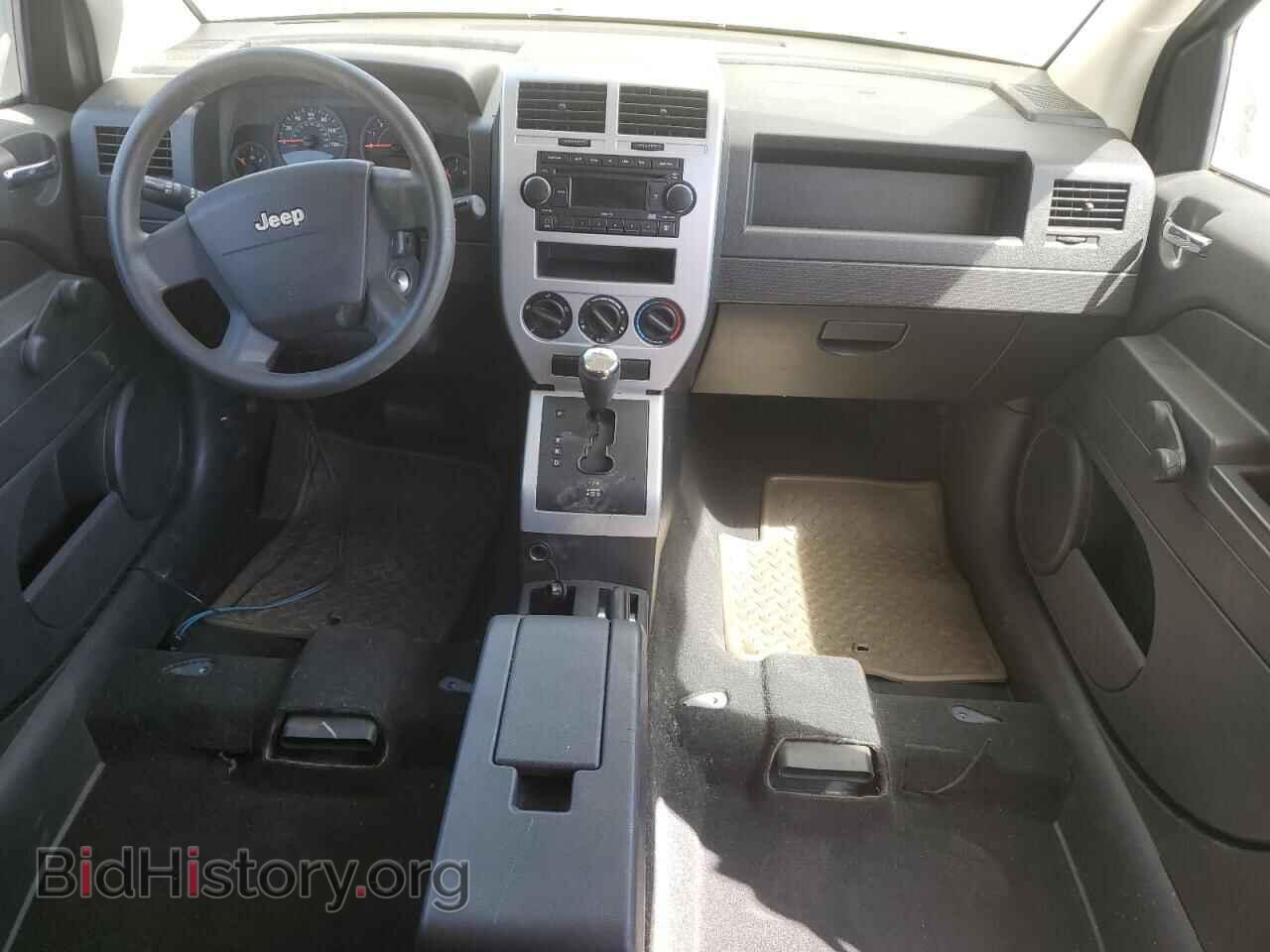 2008 JEEP COMPASS - VIN: 1J8FF47W08D553951 - Фото 8
