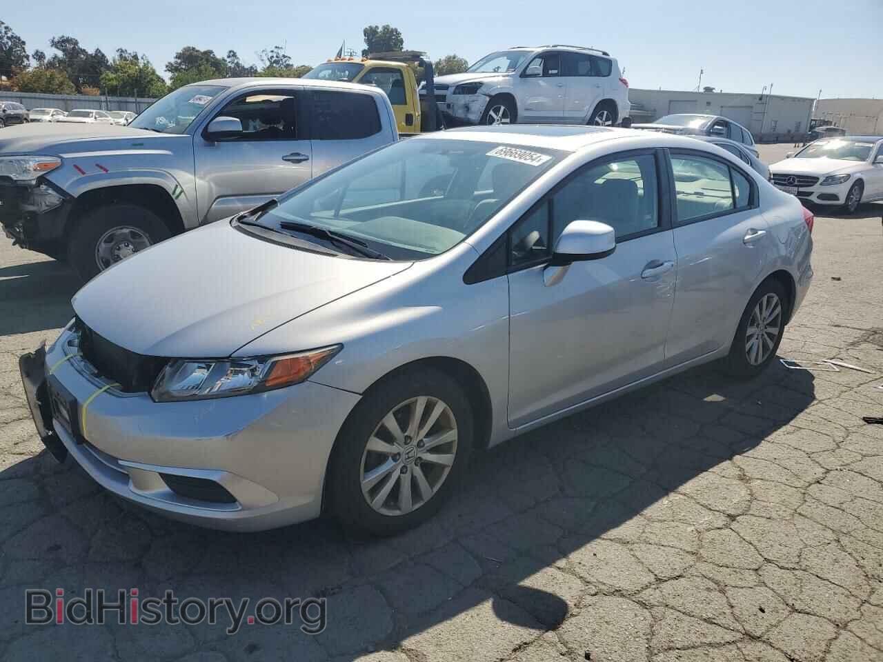 Фотография 19XFB2F82CE327668 - HONDA CIVIC 2012