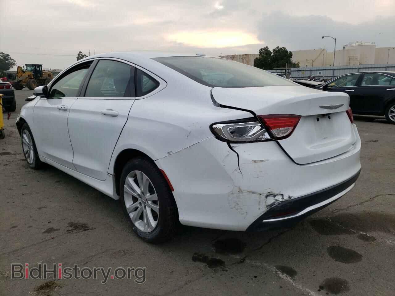 2016 CHRYSLER 200 - VIN: 1C3CCCAB4GN136705 - Фото 3
