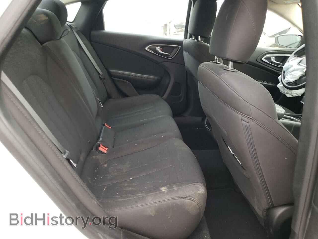 2016 CHRYSLER 200 - VIN: 1C3CCCAB4GN136705 - Фото 6