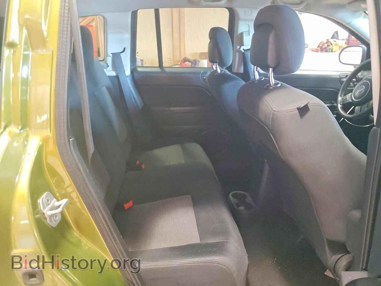 2012 JEEP COMPASS - VIN: 1C4NJDBB6CD555590 - Photo 11