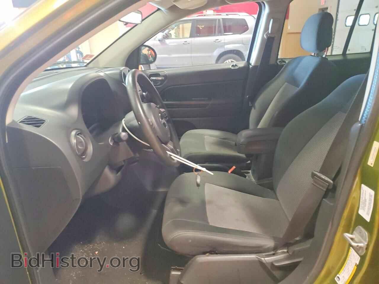 2012 JEEP COMPASS - VIN: 1C4NJDBB6CD555590 - Photo 7