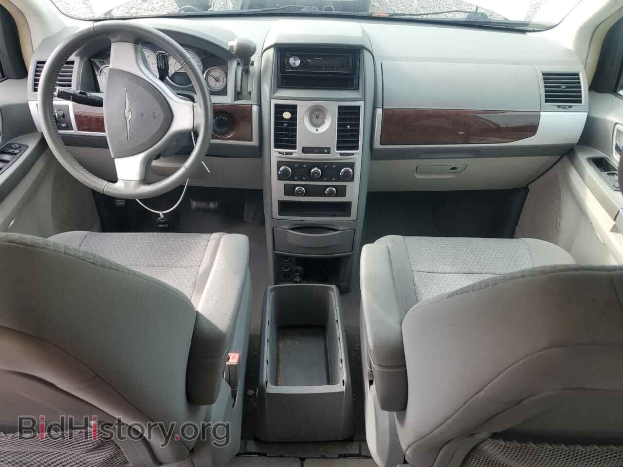 2010 CHRYSLER MINIVAN - VIN: 2A4RR5D12AR374169 - Фото 8