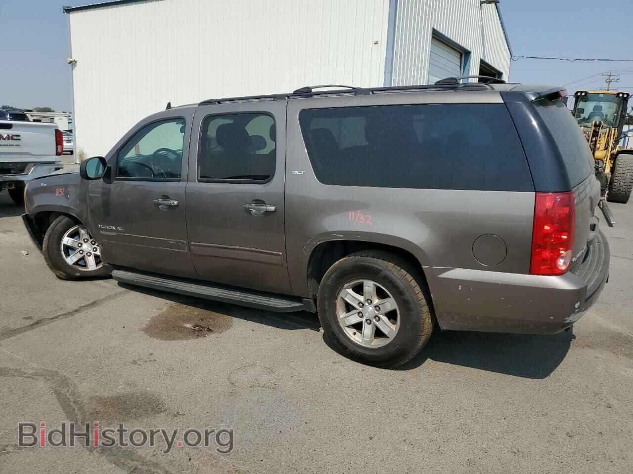 2011 GMC YUKON - VIN: 1GKS2LE37BR211304 - Фото 2