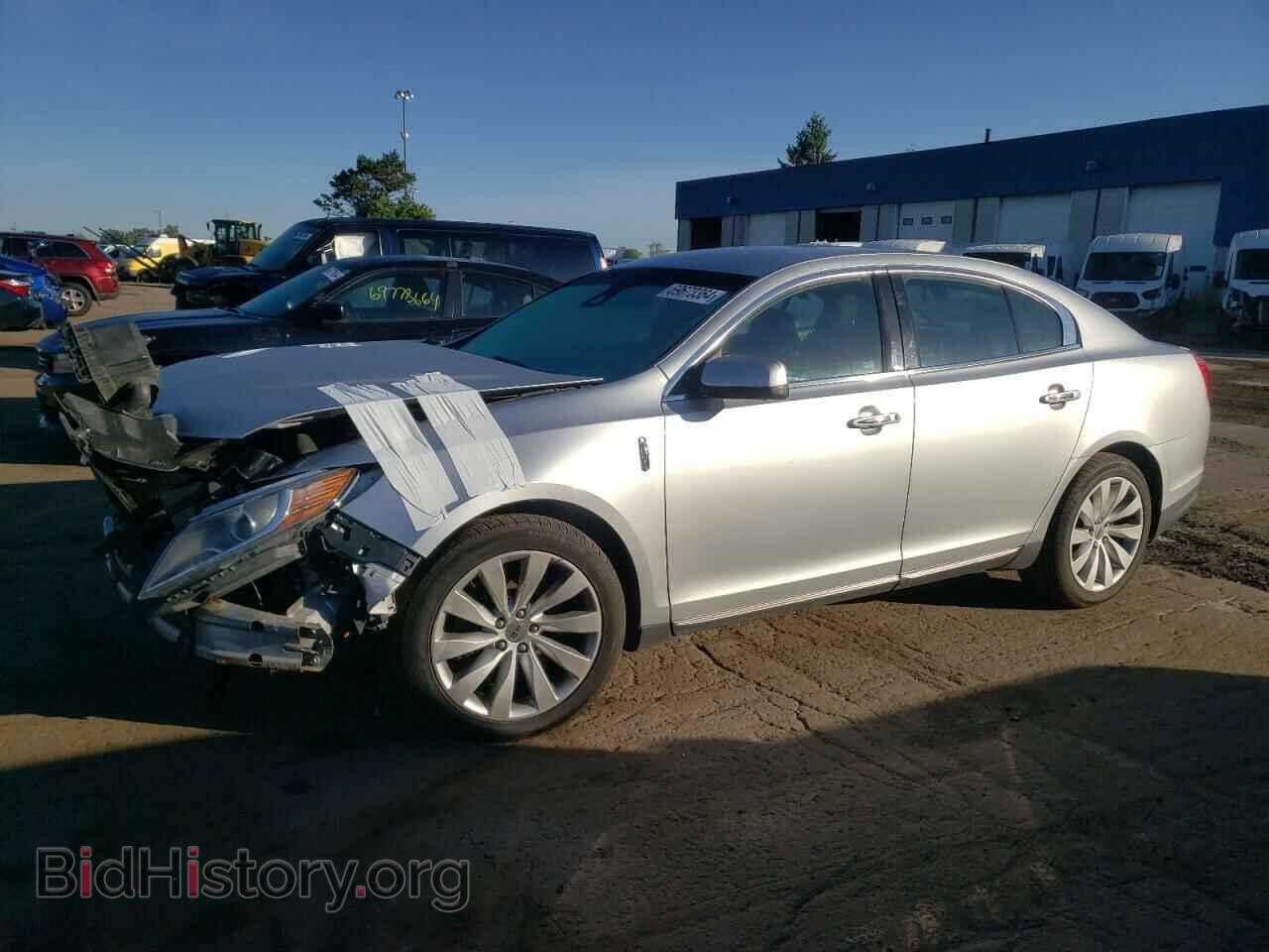 Фотография 1LNHL9EK8DG617695 - LINCOLN MKS 2013
