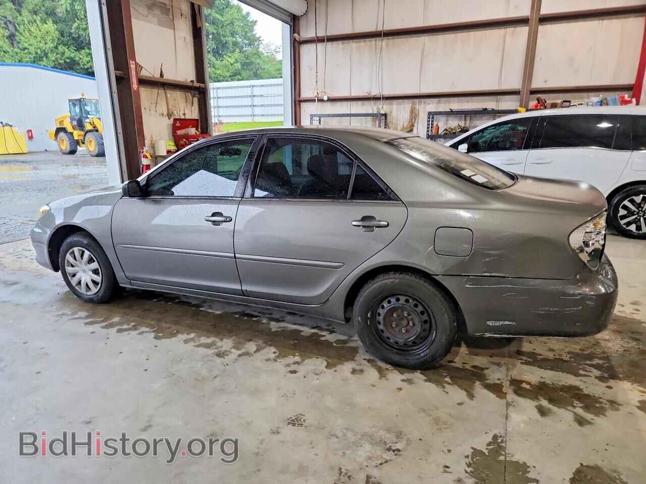 2006 TOYOTA CAMRY - VIN: 4T1BE32K56U725343 - Фото 2
