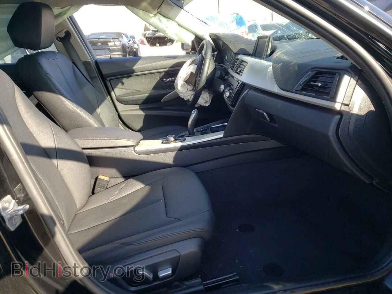 2017 BMW 3 SERIES - VIN: WBA8A9C3XHK864643 - Фото 5