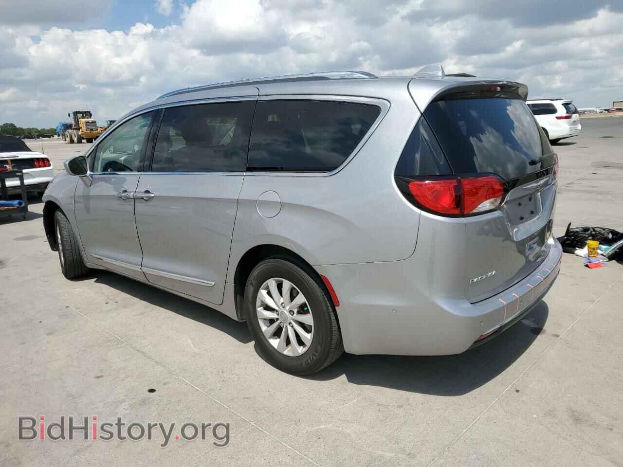 2018 CHRYSLER PACIFICA - VIN: 2C4RC1BG2JR150049 - Фото 2