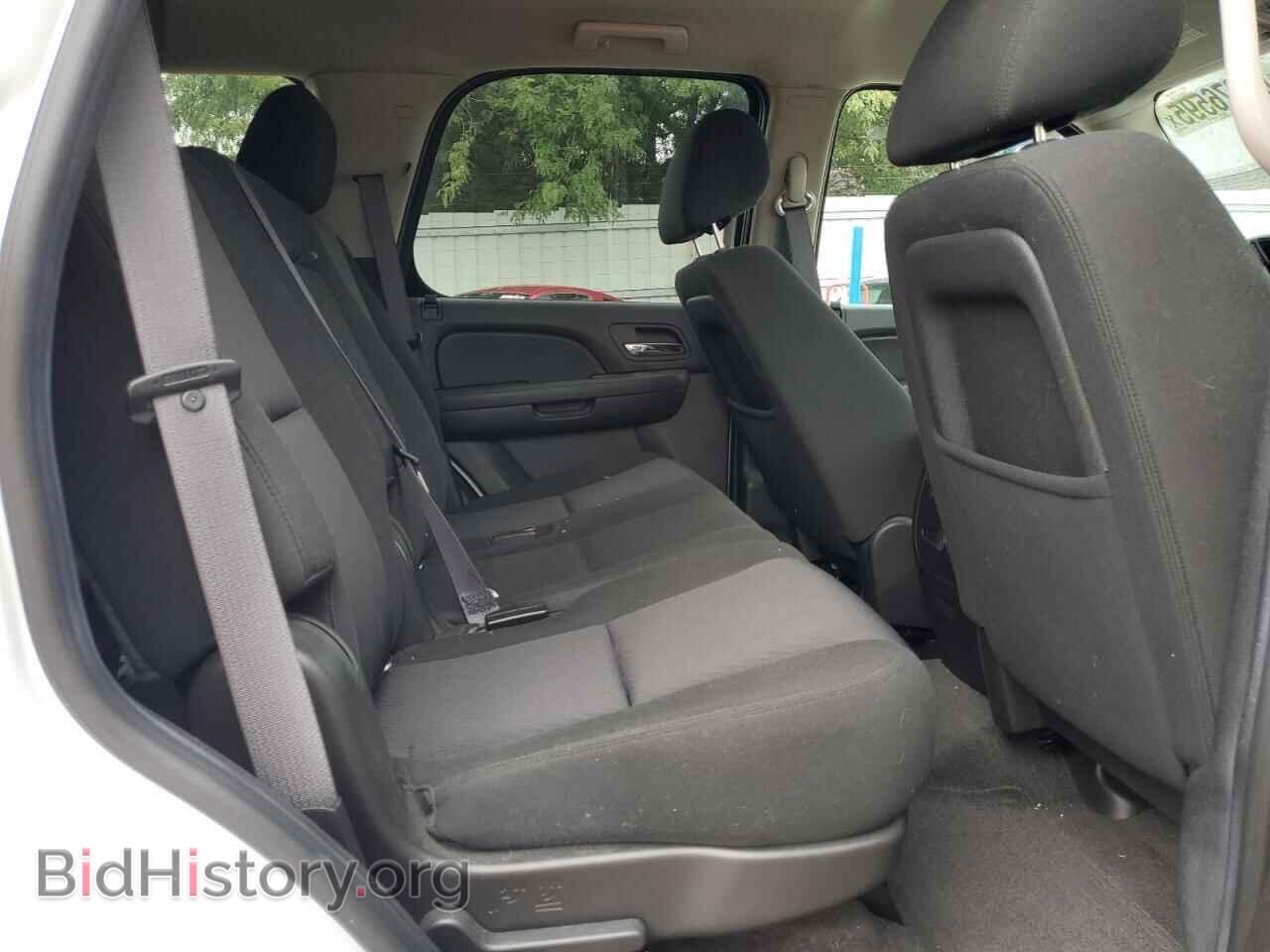 2011 GMC YUKON - VIN: 1GKS2AE00BR335179 - Photo 11