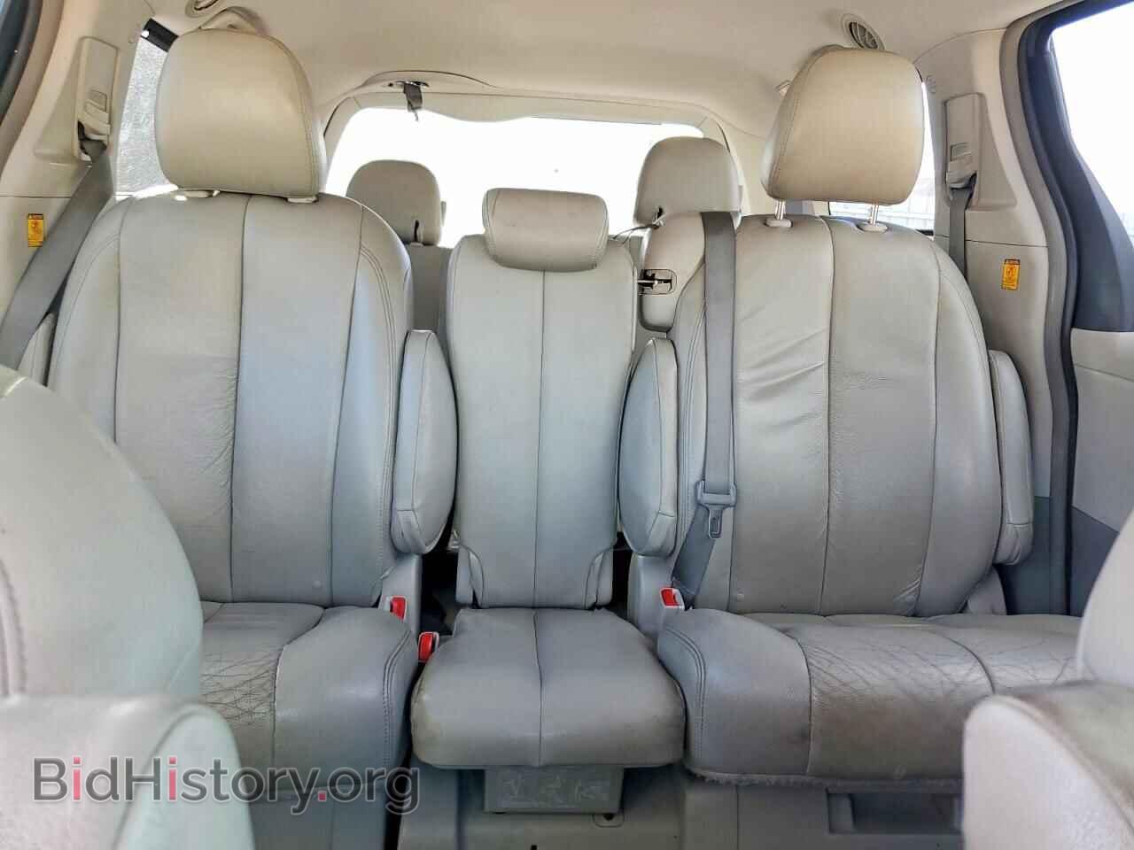 2013 TOYOTA SIENNA - VIN: 5TDKK3DC8DS288989 - Фото 10