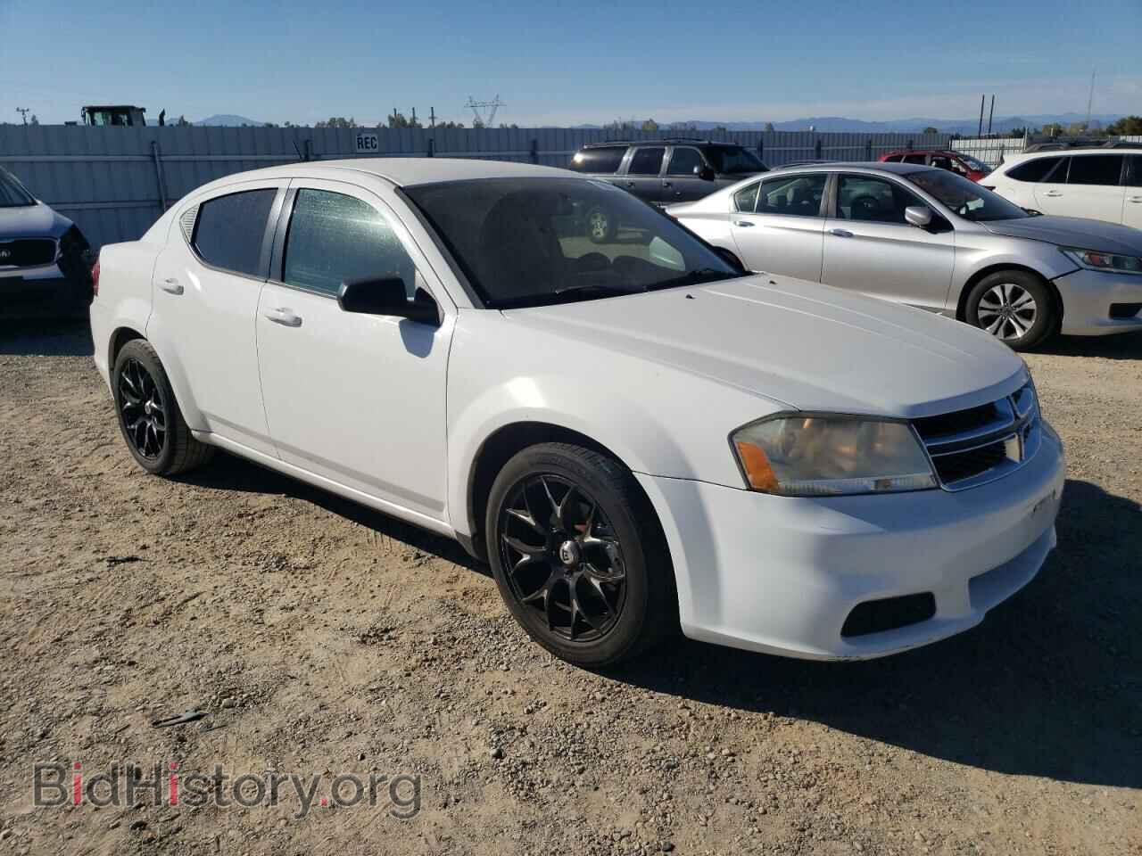 2011 DODGE AVENGER - VIN: 1B3BD4FB9BN548633 - Photo 4