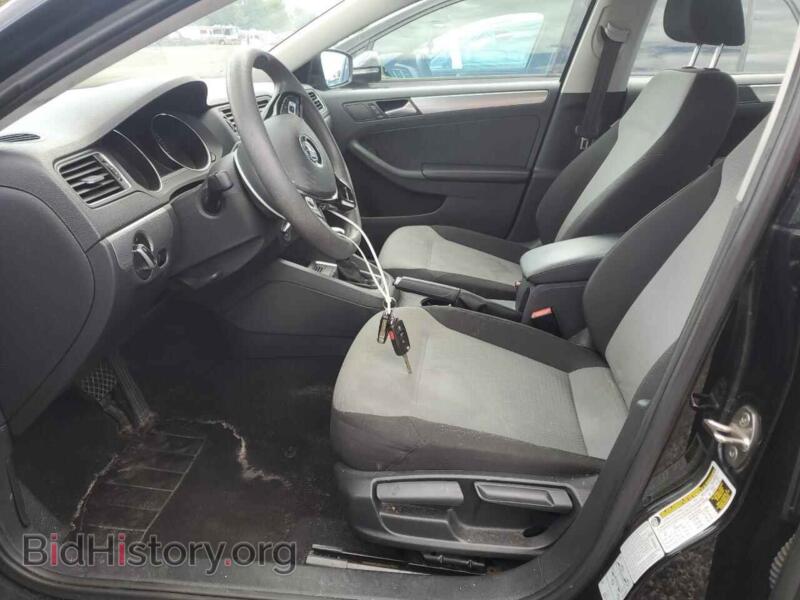 2017 Volkswagen JETTA (VIN 3VW2B7AJ0HM214026) — photo 7 of 14