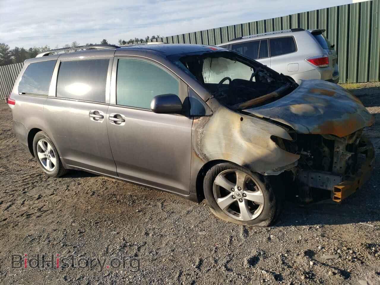 2011 TOYOTA All Models - VIN: 5TDKK3DC0BS043696 - Фото 4