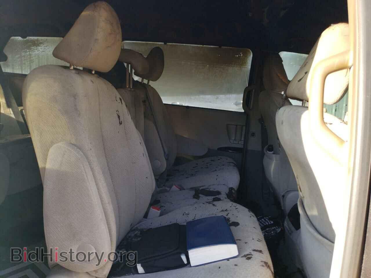 2011 TOYOTA All Models - VIN: 5TDKK3DC0BS043696 - Фото 10