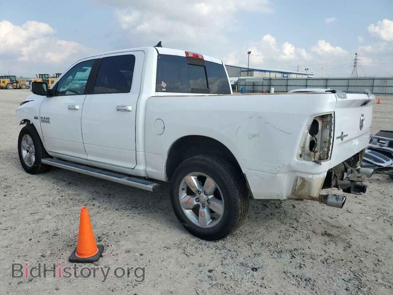 2016 RAM 1500 - VIN: 1C6RR7LT8GS192513 - Фото 2