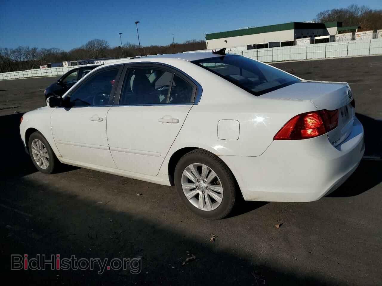 2010 KIA OPTIMA - VIN: KNAGG4A88A5387632 - Фото 2
