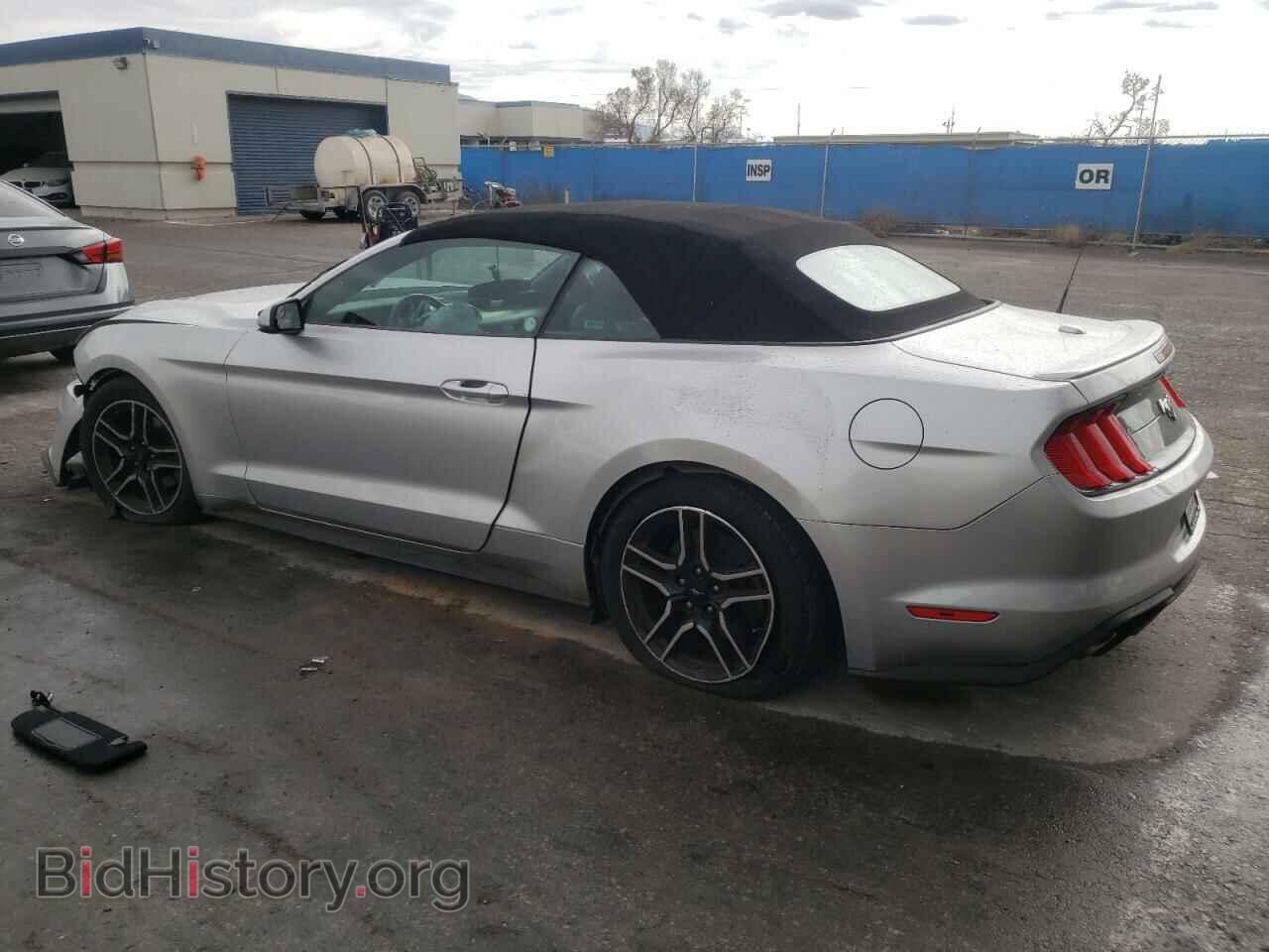 2018 FORD MUSTANG - VIN: 1FATP8UH2J5105821 - Фото 2