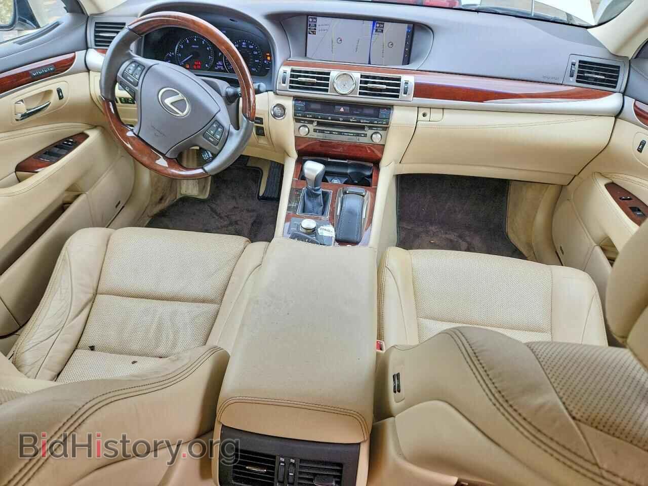2016 LEXUS LS460 - VIN: JTHBL5EF4G5139750 - Photo 8