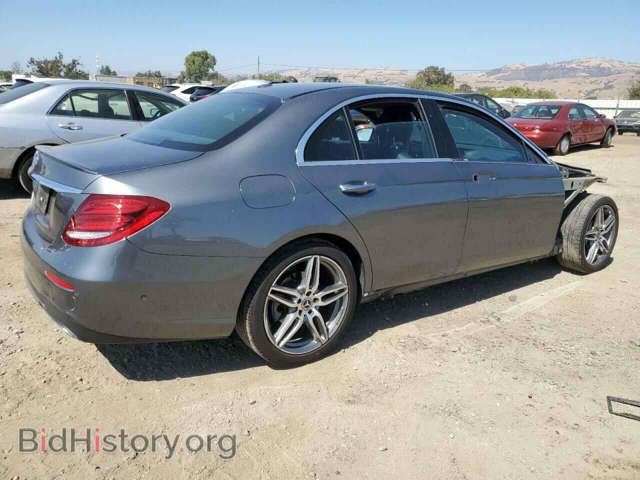 2018 MERCEDES-BENZ E-CLASS - VIN: WDDZF4JB2JA331967 - Фото 3