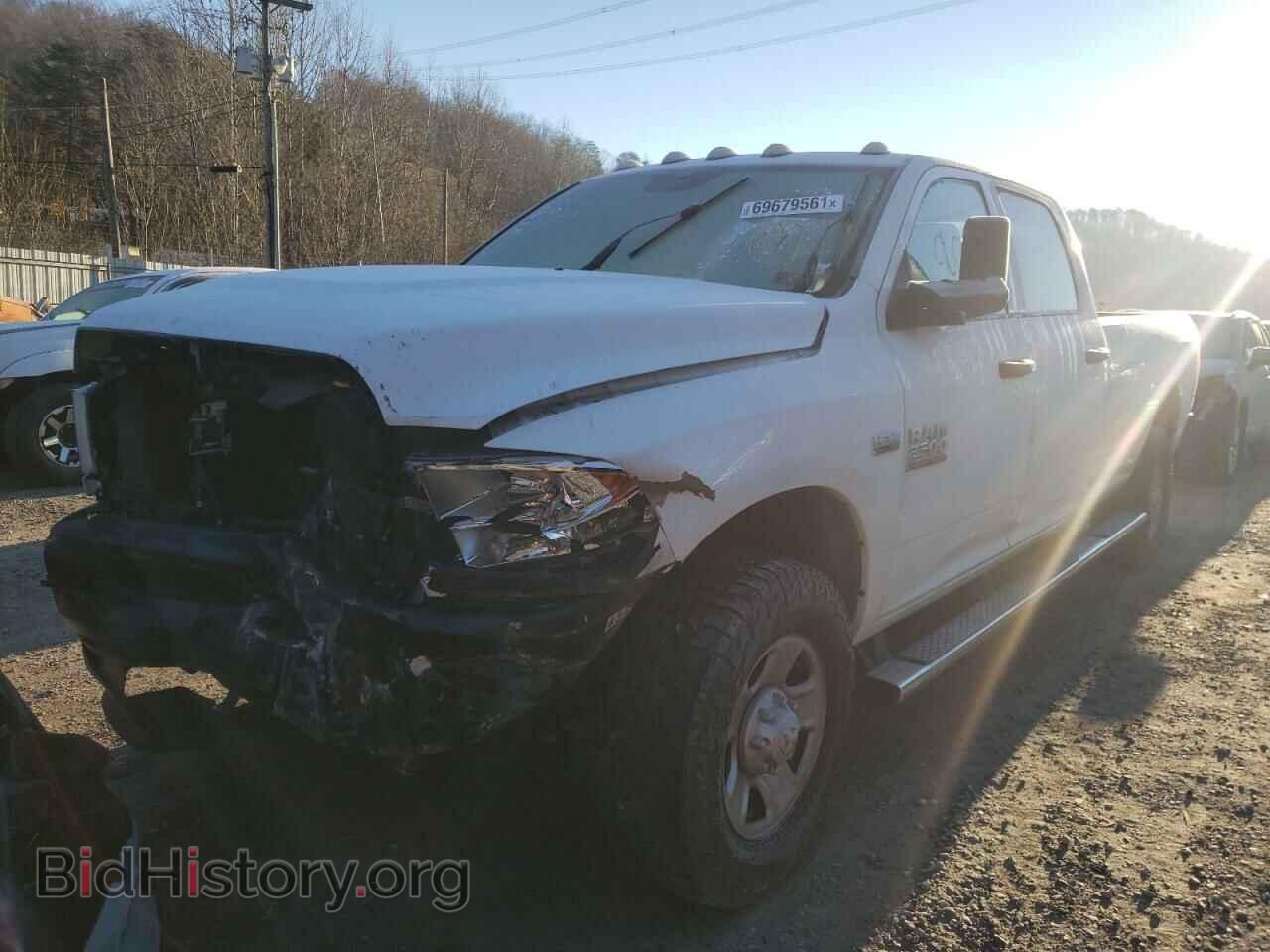 2018 RAM 2500 - VIN: 3C6UR5HJ0JG240171 - Фото 2