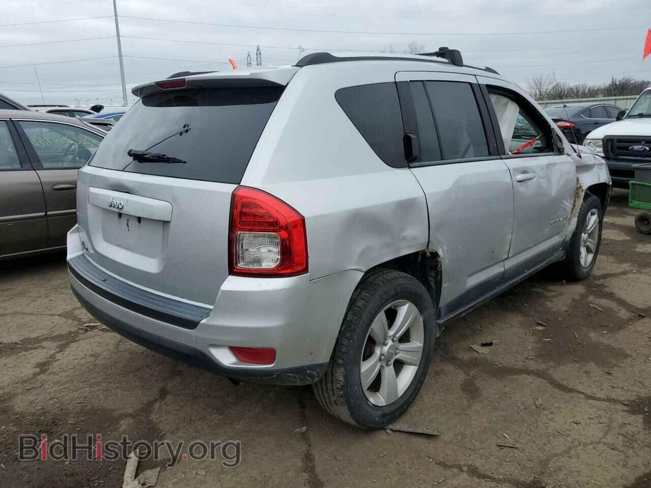 2011 JEEP COMPASS - VIN: 1J4NT1FA9BD260101 - Photo 3