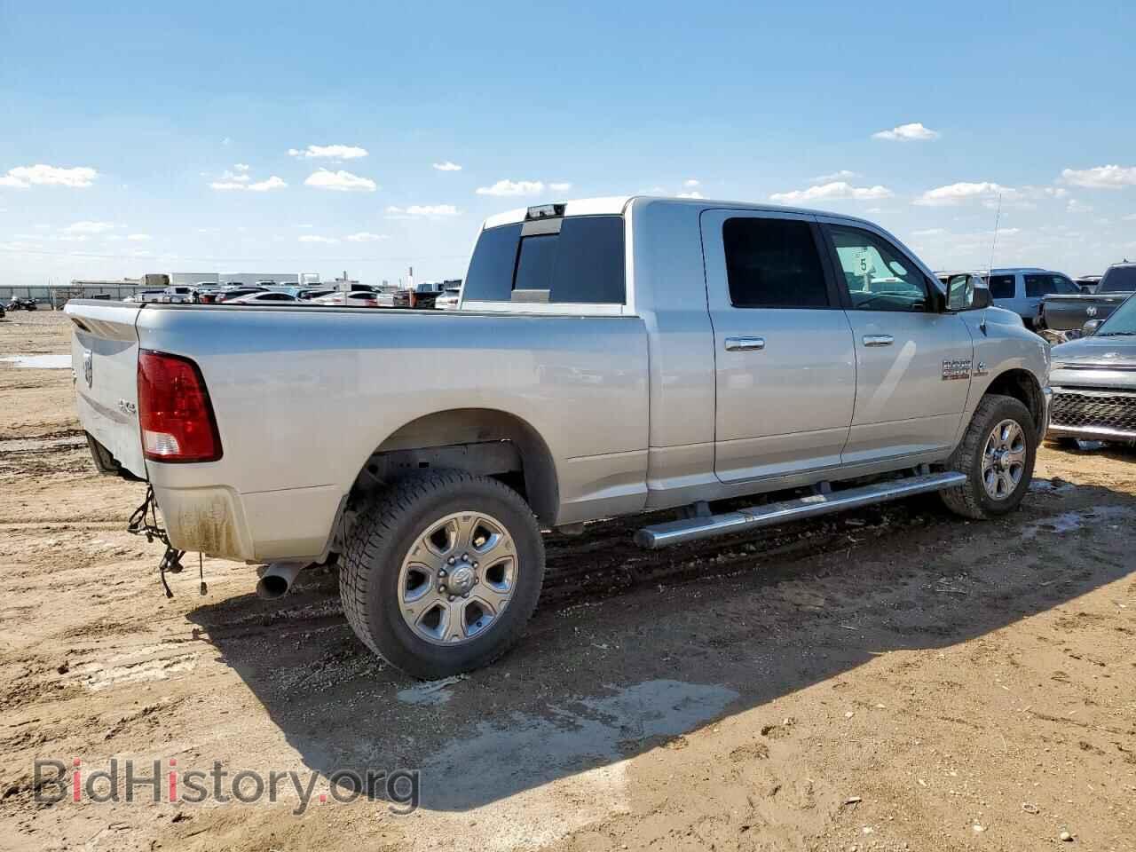 2017 RAM All Models - VIN: 3C6UR5ML1HG648454 - Фото 3