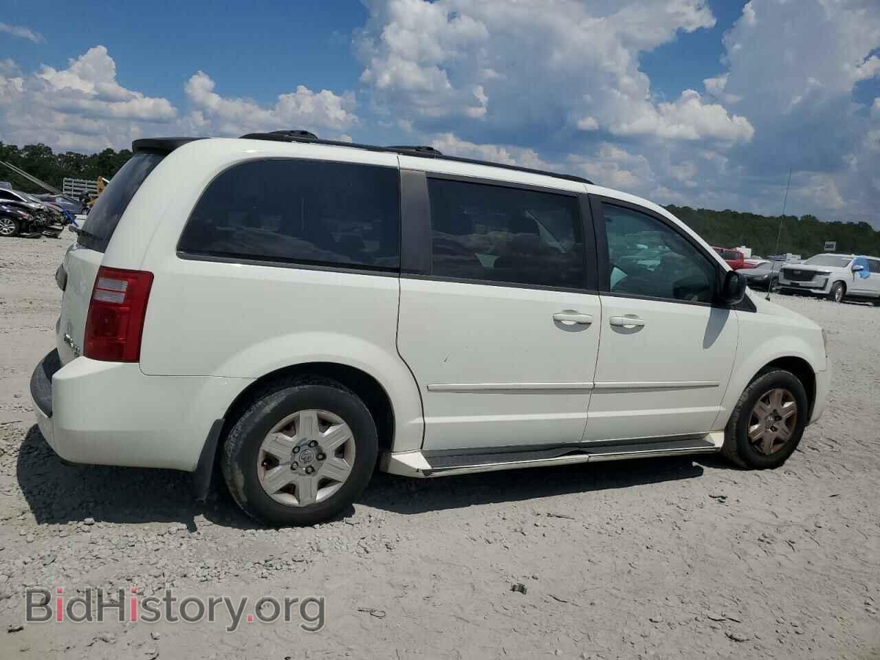 2010 DODGE CARAVAN - VIN: 2D4RN4DE8AR379958 - Фото 3