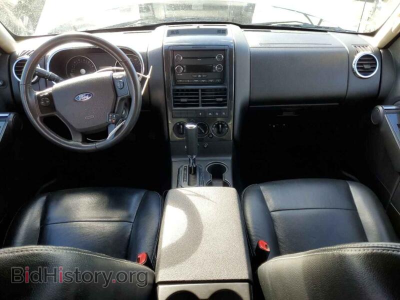2010 Ford EXPLORER (VIN 1FMEU7DE5AUB07060) — фото 8 из 13