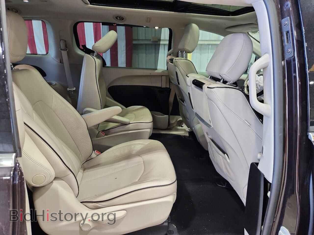 2018 CHRYSLER PACIFICA - VIN: 2C4RC1N77JR127149 - Photo 11